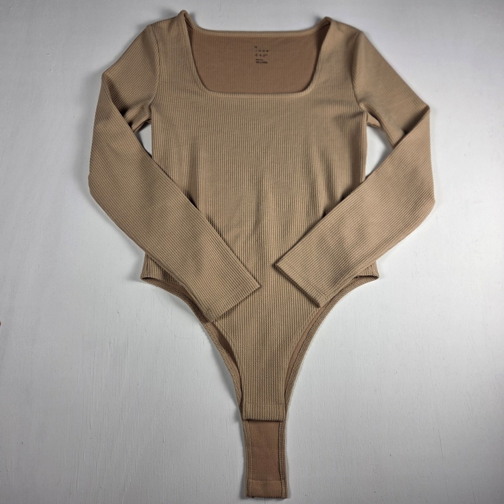 Minimalist Neutral Ribbed Square Neck Long Sleeve Bodysuit Tan M
